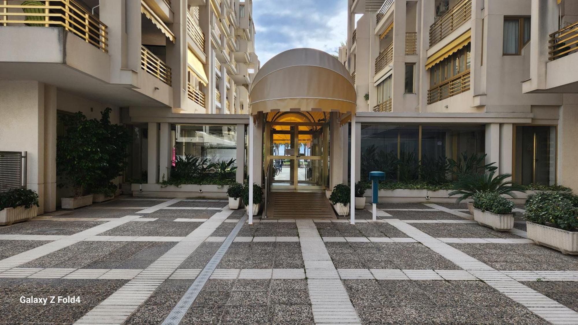 Apartments Novelty Salou Exterior foto